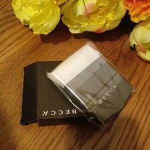 BECCA The One Perfecting Makeup Brush NIB